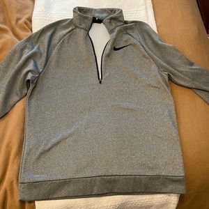 DRI FIT Nike men’s pullover